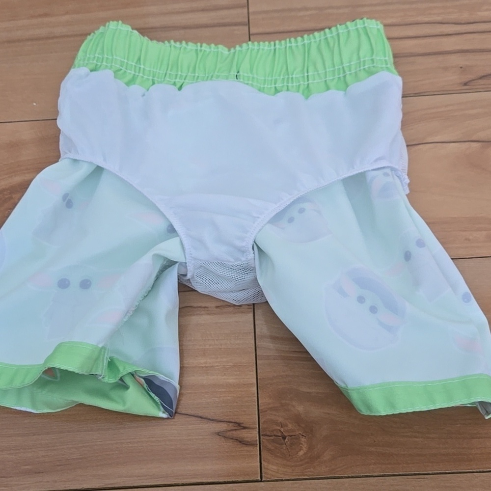 Toddler Boy The Mandalorian The Child Rashguard & Swim Trunks Set 2T - Picture 5 of 6